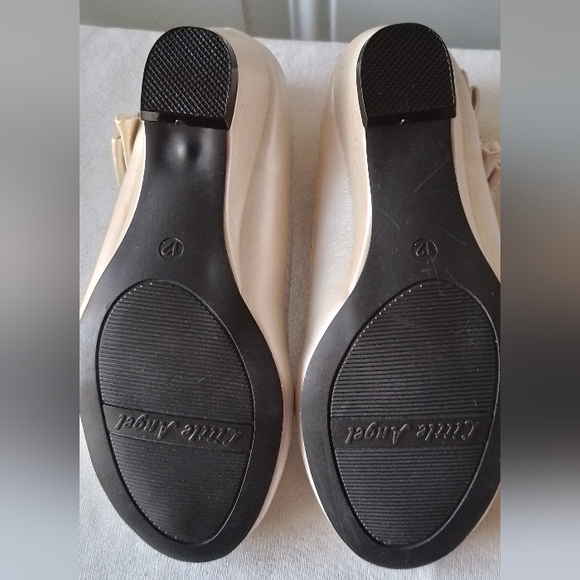 New Girls Sequinned Bow Tie Kiddie Wedge Pump - Picture 4 of 5